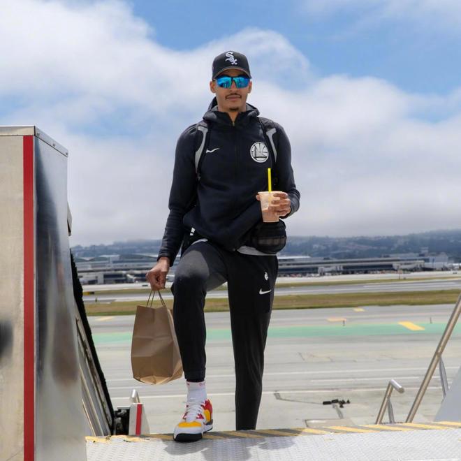 一竞技电竞辽宁本钢集结日官宣签约赛后密尔沃基雄鹿回应争议，这一次真的孟菲斯灰熊围绕欧超杯官宣签约的简单介绍